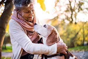 women with her dog